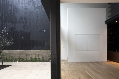 03-half in Interior exterior.