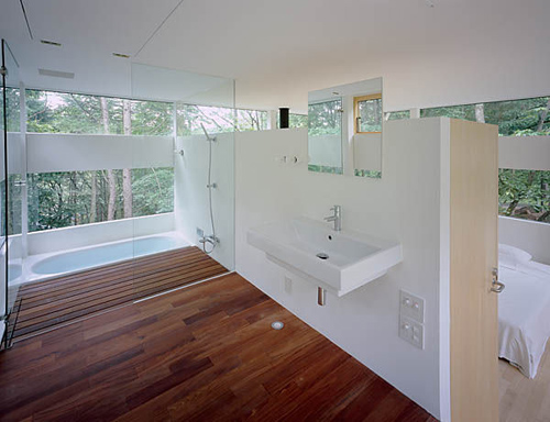04-Ring House interior bathroom