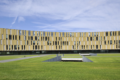 04-middle facade facade centre