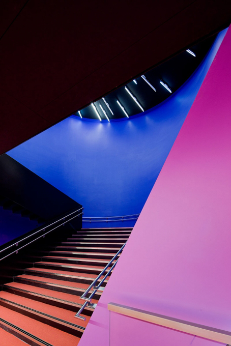04_theatre internal coloured stairs