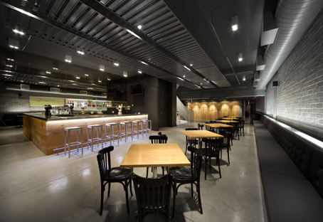05_internal bar Other direction