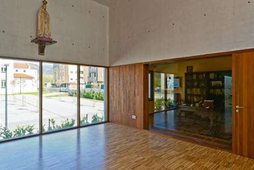 06-entrance hall