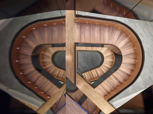 06-reflected stairs top view