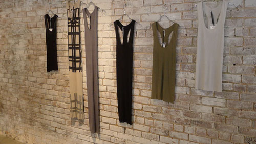09-dress display dress display
