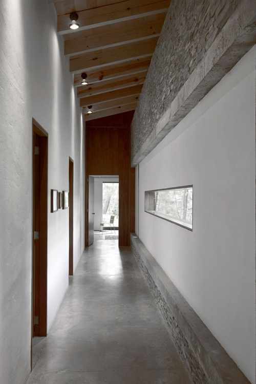12-corridor Corridor.